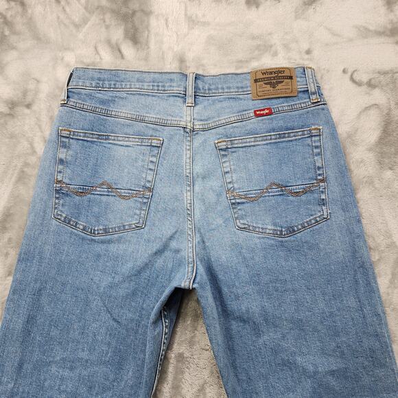 Wrangler Jeans Mens 30x30 Blue Relaxed Fit Bootcut Stretch Denim Western Casual - Picture 4 of 13